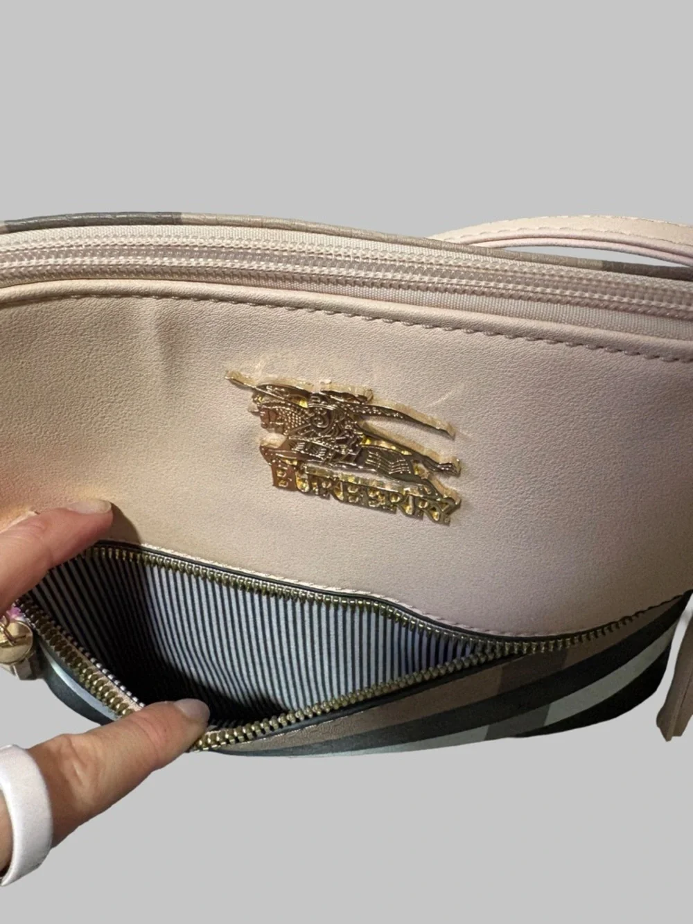 Burberry Blush Pink Crossbody with Signature Stripes and Tassel - Picture 3 of 6